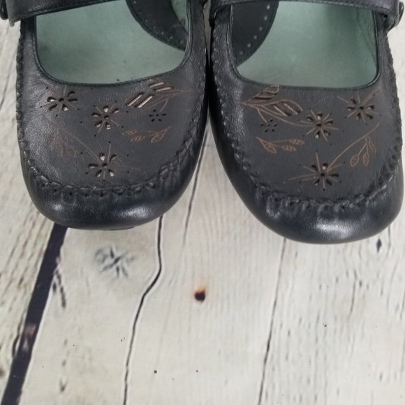 Kenneth Cole Reaction Low Heel Loafer 7.5M - Picture 4 of 8